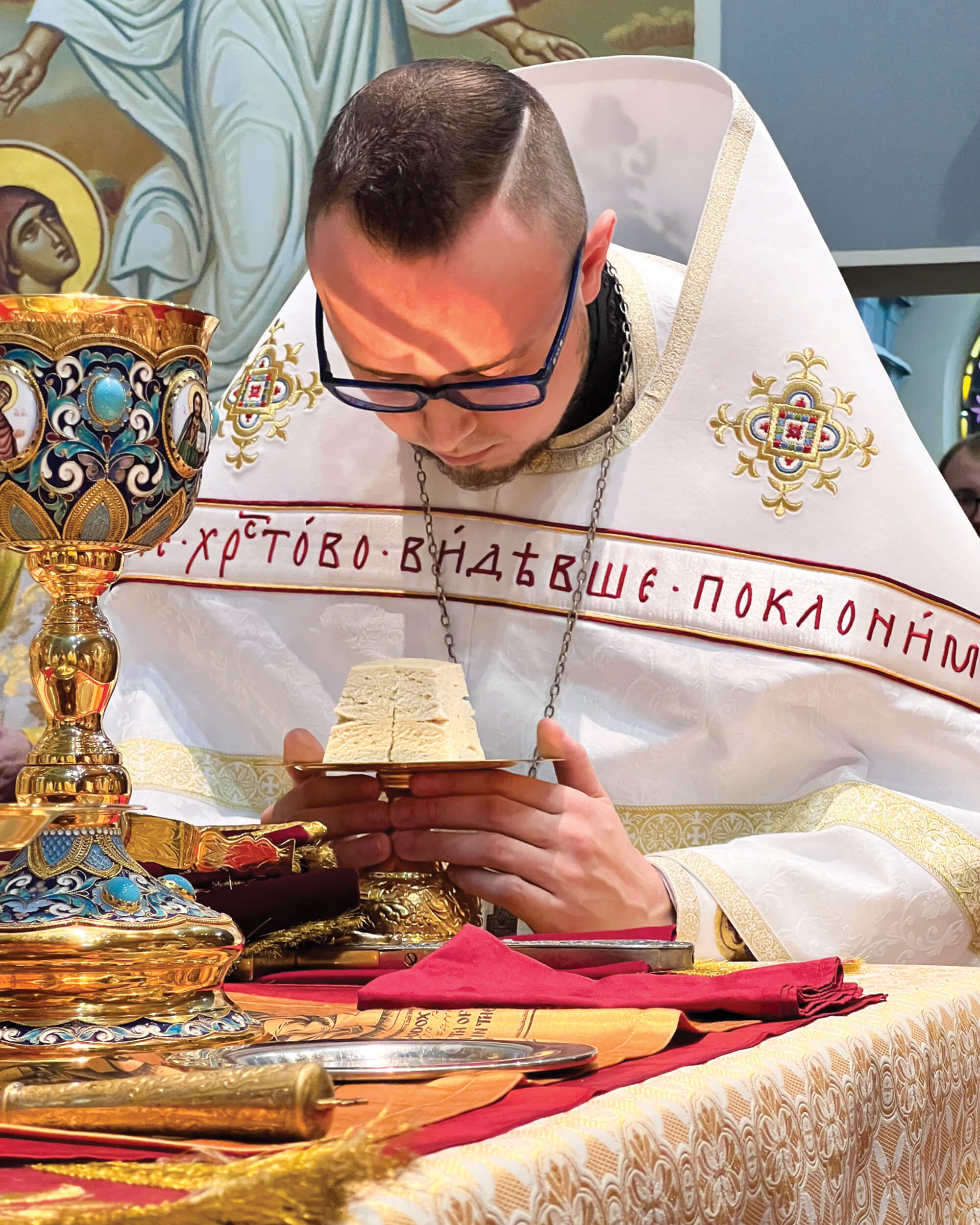 St. Tikhon's Seminary News & Events Fr. Kirill Zawatski bows at altar.