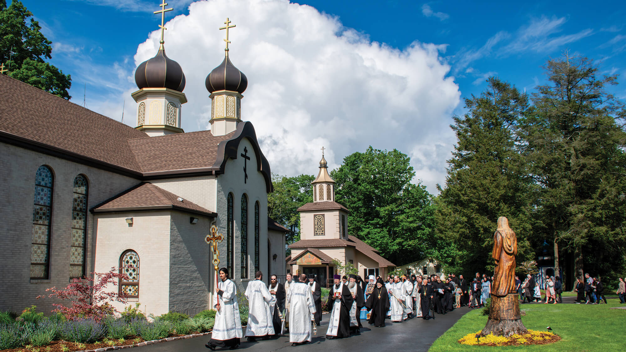St. Tikhon's Seminarians processing with members of the St. Tikhon's Monastery community